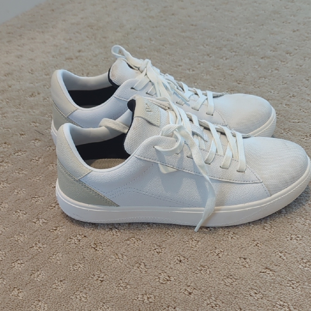 Women Vessi Sneakers